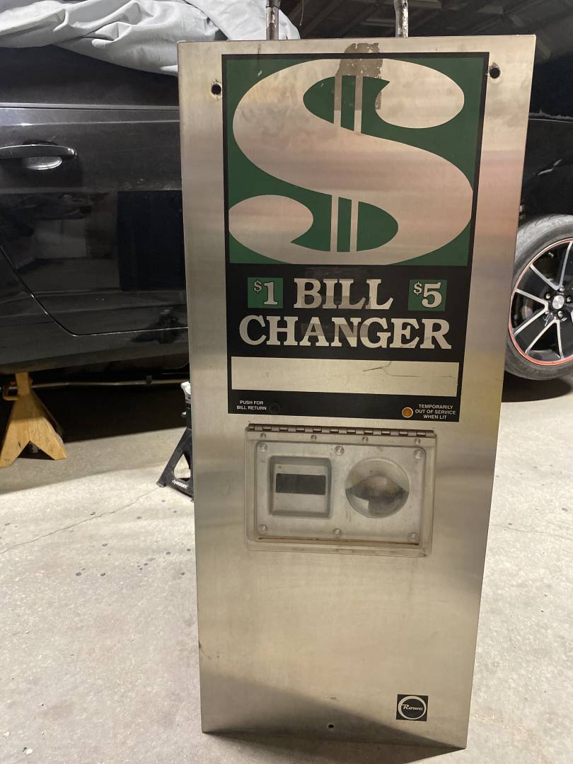 4915 Rowe BC1400 Self Service Car Wash Bill Changers For Sale